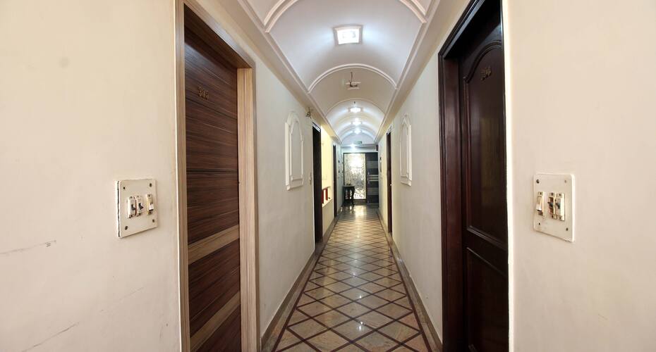 TG Rooms Karol Bagh 17A/59, New Delhi 3